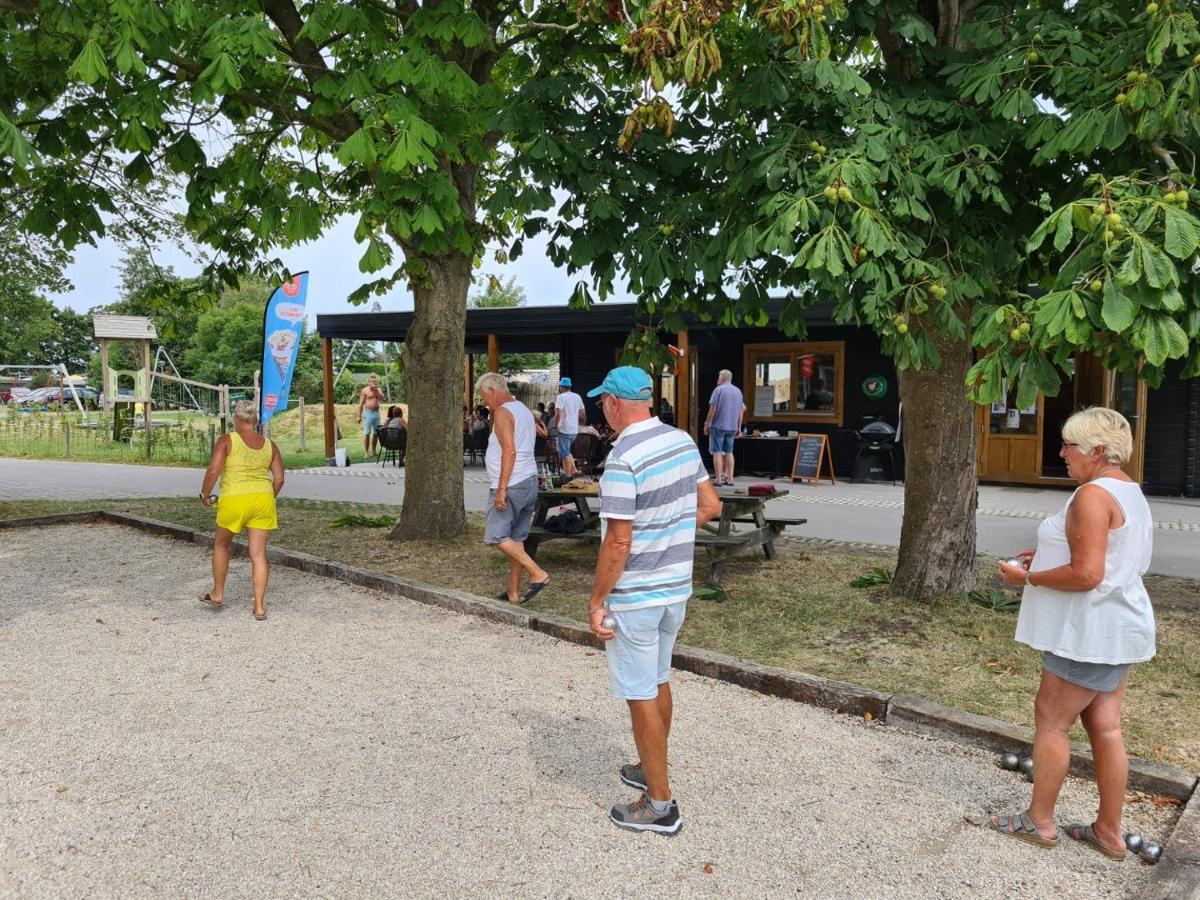 Coco Beach House Op Recreatiepark De Wielen Сінт-Мартен Екстер'єр фото